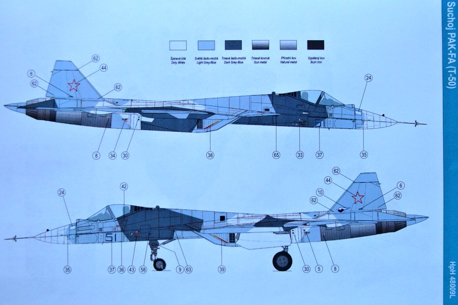 1/48 Sukhoi T-50 PAK FA - 1/48 Flugzeuge Bausätze
