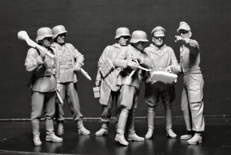 1 35 Germany Military Men 1945 6 Fig 1 35 Figurine Plastique