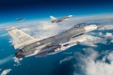 Kinetic F-16V ROCAF Viper Monoplace 1/48 Kinetic F-16V ROCAF Viper Monoplace 1/48