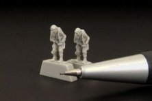 1/144 Luftwaffe pilots standing WWII x 2 German pilots 1/144 Luftwaffe pilots standing WWII x 2 German pilots