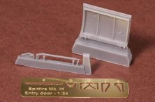 1/24 Supermarine Spitfire/Seafire entrance door set 1/24 Supermarine Spitfire/Seafire entrance door set