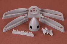 1/24 Supermarine Spitfire /Seafire rotol propeller 1/24 Supermarine Spitfire /Seafire rotol propeller