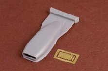 1/24 Supermarine Spitfire /Seafire Vokes Aero Vee Scoop 1/24 Supermarine Spitfire /Seafire Vokes Aero Vee Scoop