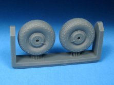 1/72 De Havilland Mosquito Late Mainwheels Block Tread 1/72 De Havilland Mosquito Late Mainwheels Block Tread