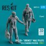 1/72 OV-10D+ Bronco male pilots standing Type 1