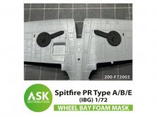 1/72 Supermarine Spitfire Pr Type A/B/E Foam flexible wheel bays 1/72 Supermarine Spitfire Pr Type A/B/E Foam flexible wheel bays