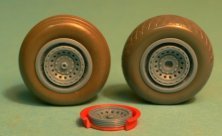 1/72 B-29 wheels set late radial tread (ACAD) 1/72 B-29 wheels set late radial tread (ACAD)